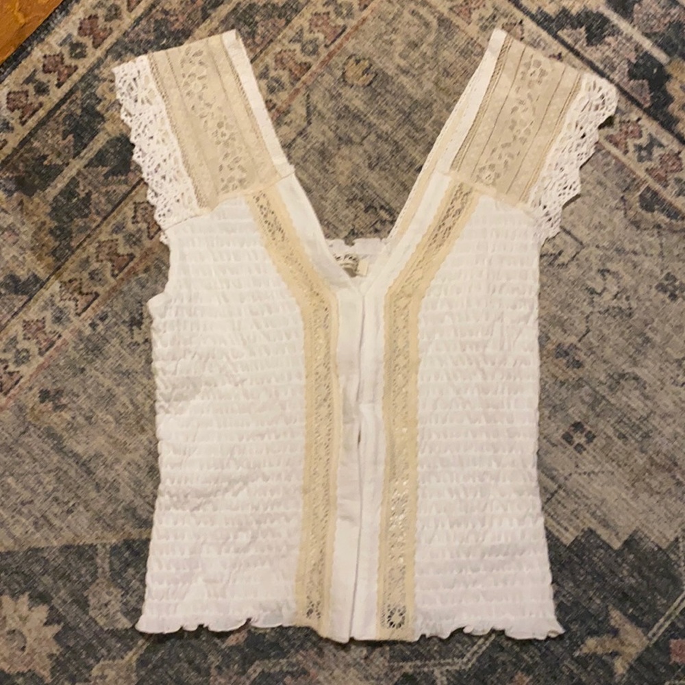 NWOT We the Free white and Ivory Lace top Size Small